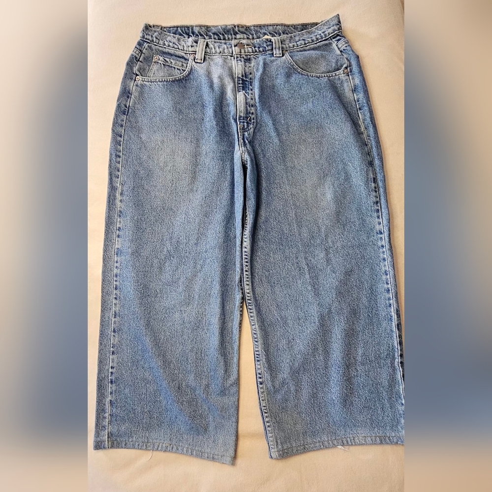 Vintage Classic Blue Men's  Levis Jean Jorts. L2 Silver Tab Baggy Fit W 36